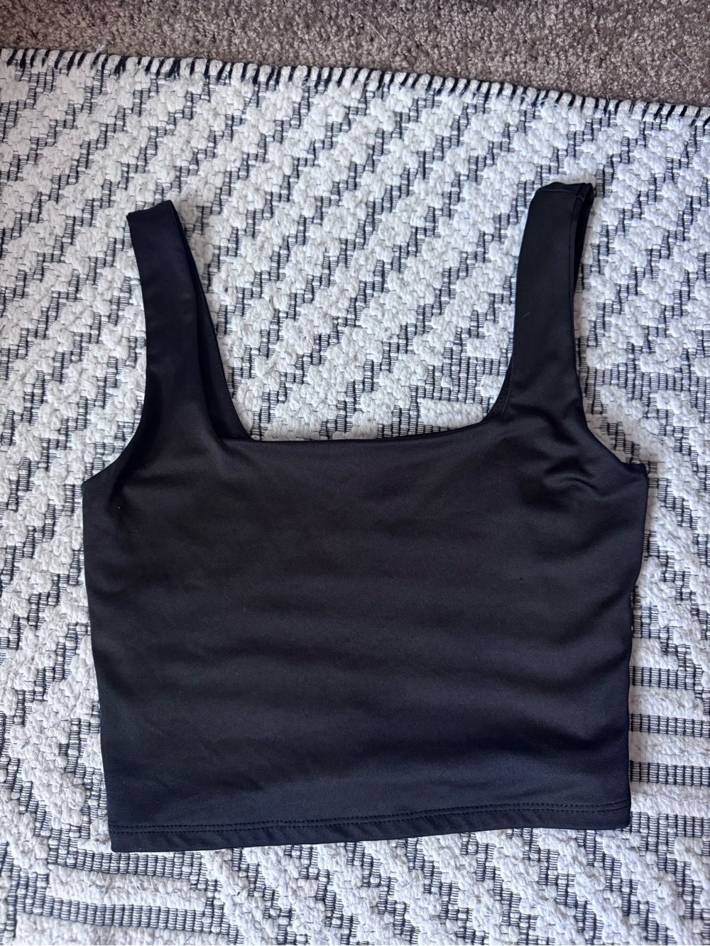 Black Square Neck Crop Tank